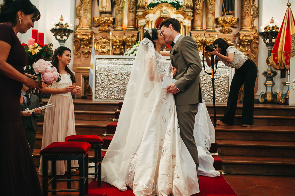 Iglesia del Pilar Recoleta, casamiento en Palacio Duhau Park Hyatt Bs As, fotoperiodismo de bodas, Norman Parunov